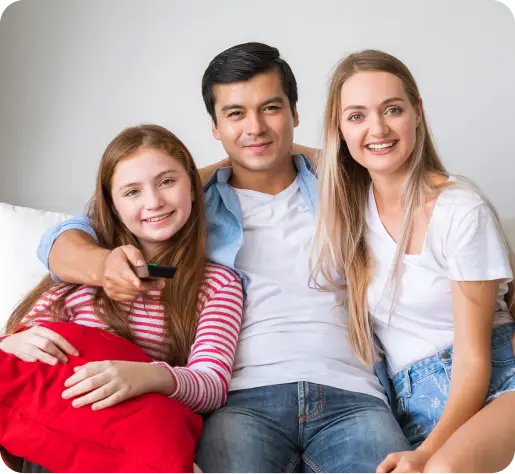 parents with daughter family photo